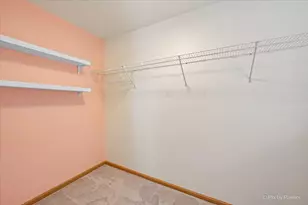401 Evergreen Cir, Gilberts, IL 60136 - Photo 25