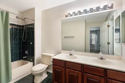 280 Pembrook Lane, Mundelein, IL 60060 - Photo 17