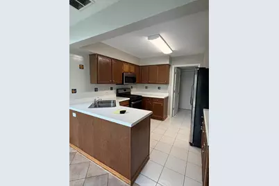902 Sturnbridge Court, Schaumburg, IL 60173 - Photo 5