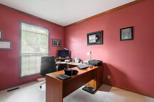 556 Prescott Ln, Gurnee, IL 60031 - Photo 5