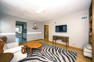 3936 N Oconto Ave, Chicago, IL 60634 - Photo 5