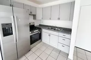 5100 N Sheridan Rd, Chicago, IL 60640 - Photo 5
