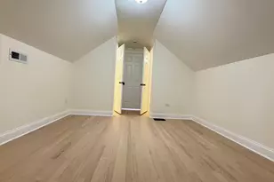 5821 W Gunnison St, Chicago, IL 60630 - Photo 37