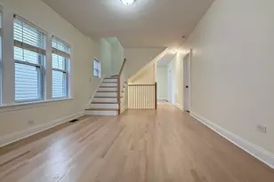 5821 W Gunnison St, Chicago, IL 60630 - Photo 7