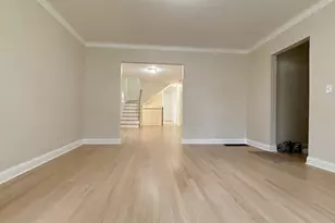 5821 W Gunnison St, Chicago, IL 60630 - Photo 5