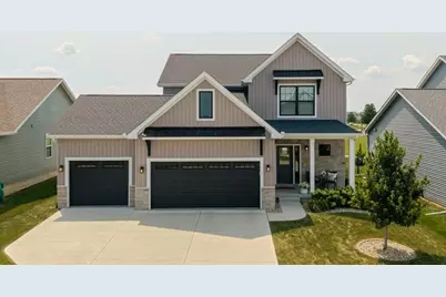 1505 Lincoln Park Drive, Bloomington, IL 61705 - Photo 1