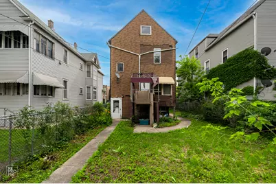 928 N Parkside Avenue, Chicago, IL 60651 - Photo 15