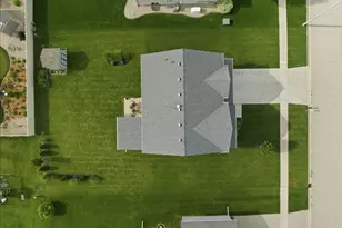 2411 Corinth Ln, Normal, IL 61761 - Photo 3