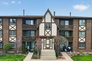 10571 Palos Pl, Palos Hills, IL 60465 - Photo 23