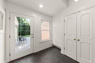 848 Woodland Dr, Glen Ellyn, IL 60137 - Photo 17
