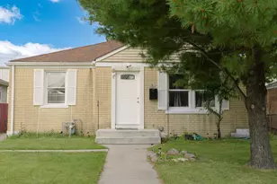 9638 Reeves Ct, Franklin Park, IL 60131 - Photo 1