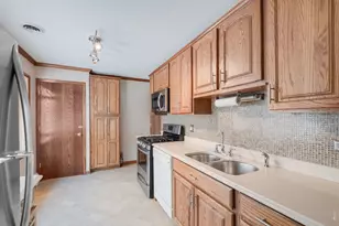 4301 N McVicker Ave, Chicago, IL 60634 - Photo 9