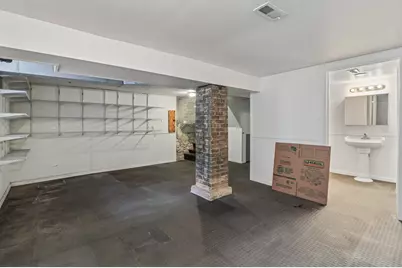 10540 S Maryland Avenue, Chicago, IL 60628 - Photo 17