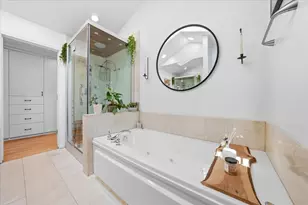 344 W Scott St, Chicago, IL 60610 - Photo 25