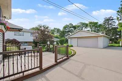 510 E 164th Place, South Holland, IL 60473 - Photo 3