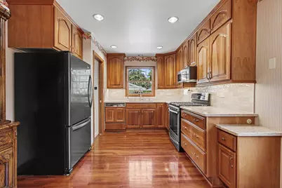 510 E 164th Place, South Holland, IL 60473 - Photo 11