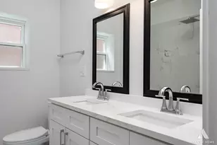 1820 Gunderson Ave, Berwyn, IL 60402 - Photo 11