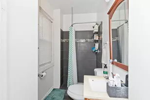 1431 W Flournoy St, Chicago, IL 60607 - Photo 9