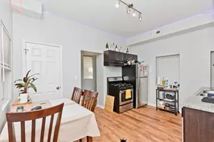 1431 W Flournoy St, Chicago, IL 60607 - Photo 5