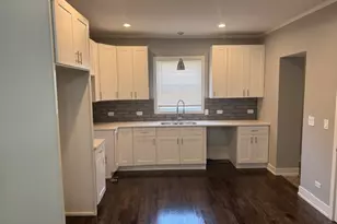 12410 S Stewart Ave, Chicago, IL 60628 - Photo 7