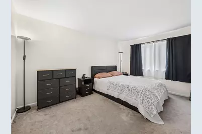 949 Charlela Lane, Elk Grove Village, IL 60007 - Photo 13