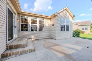 21243 Lily Lake Ln, Crest Hill, IL 60403 - Photo 35