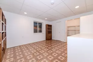 21243 Lily Lake Ln, Crest Hill, IL 60403 - Photo 23