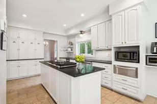 390 Hazel Ave, Highland Park, IL 60035 - Photo 11