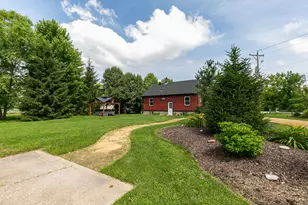 1712 Big Is Pkwy, Rock Island, IL 60201 - Photo 35