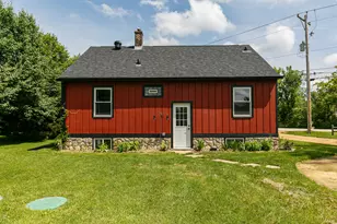 1712 Big Is Pkwy, Rock Island, IL 60201 - Photo 5