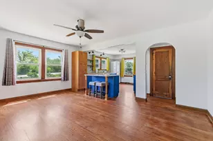 1712 Big Is Pkwy, Rock Island, IL 60201 - Photo 17