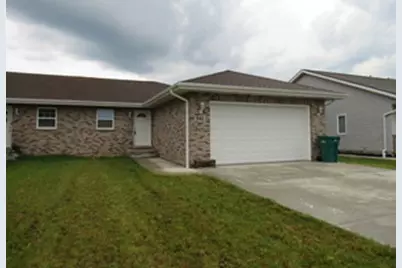 940 W Bergera Road, Braidwood, IL 60408 - Photo 1