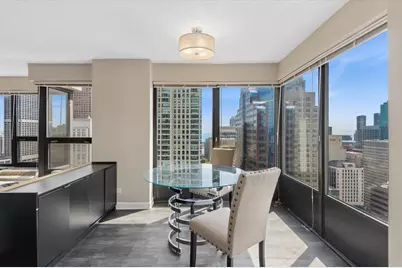 30 E Huron Street #3802, Chicago, IL 60611 - Photo 9