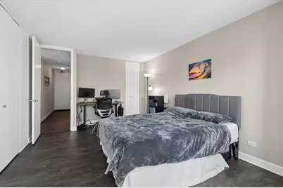30 E Huron Street #3802, Chicago, IL 60611 - Photo 11