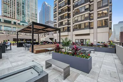 30 E Huron Street #3802, Chicago, IL 60611 - Photo 27