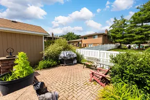 15700 Pine Rd, Oak Forest, IL 60452 - Photo 29