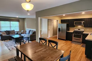 1240 Constellation Dr, Aurora, IL 60505 - Photo 7