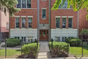 4315 N Richmond St, Chicago, IL 60618 - Photo 1