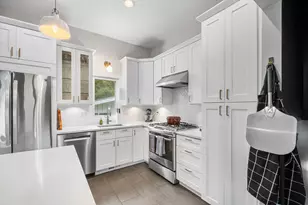 2662 Crawford Ave, Evanston, IL 60201 - Photo 9