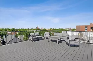 1908 W Irving Park Rd, Chicago, IL 60613 - Photo 21