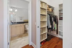 1908 W Irving Park Rd, Chicago, IL 60613 - Photo 11