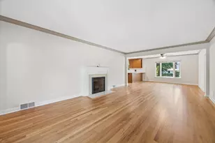 443 Shenstone Rd, Riverside, IL 60546 - Photo 3