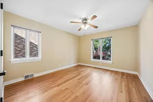 443 Shenstone Rd, Riverside, IL 60546 - Photo 9