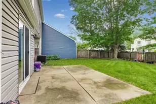 1240 Huntington Dr, Mundelein, IL 60060 - Photo 29