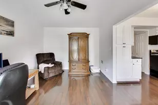 1240 Huntington Dr, Mundelein, IL 60060 - Photo 15