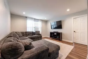 12333 S Prairie Ridge Ln, Plainfield, IL 60585 - Photo 9