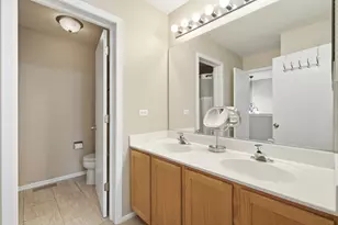 2975 Falling Waters Ln, Lindenhurst, IL 60046 - Photo 21