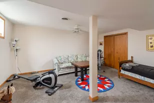 2738 Becker Dr, Peru, IL 61354 - Photo 25