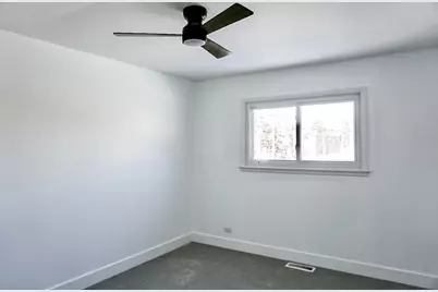 2018 E Ivy Lane, Mount Prospect, IL 60056 - Photo 17