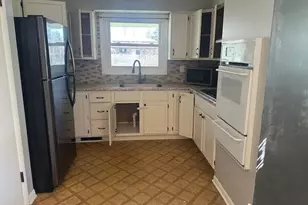 9843 Tulley Ave, Oak Lawn, IL 60453 - Photo 5